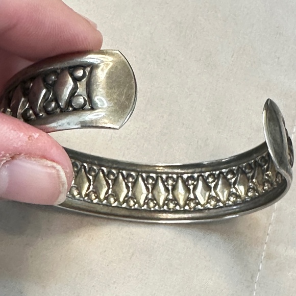 Silver Tone Cuff Bracelet w/Diamond Shape & Dot Design. 16mm Wide. EUC - Picture 4 of 11